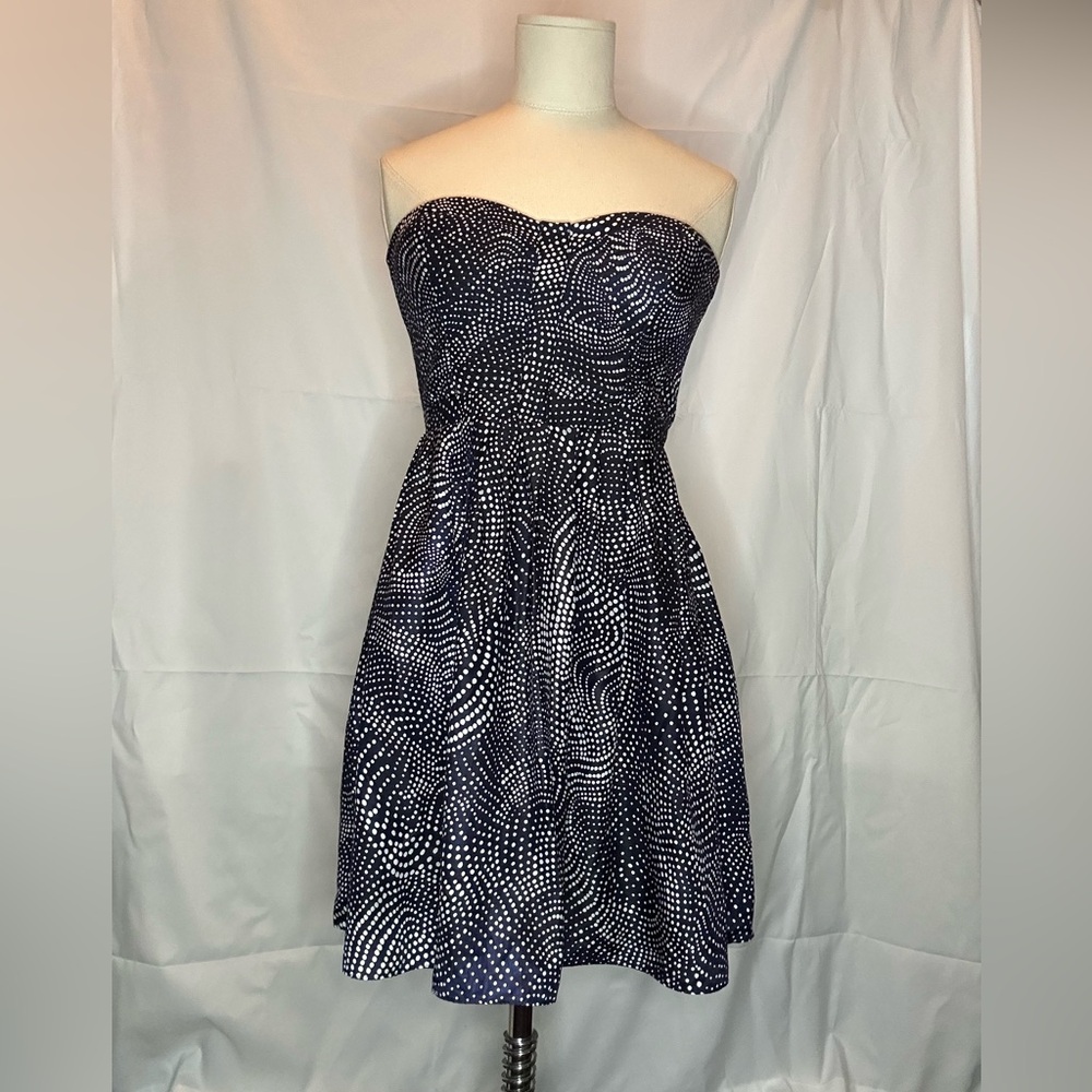 Devlin size S navy blue & white dress
